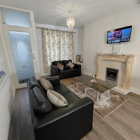 Anstuns Lodge Liverpool Esterno foto